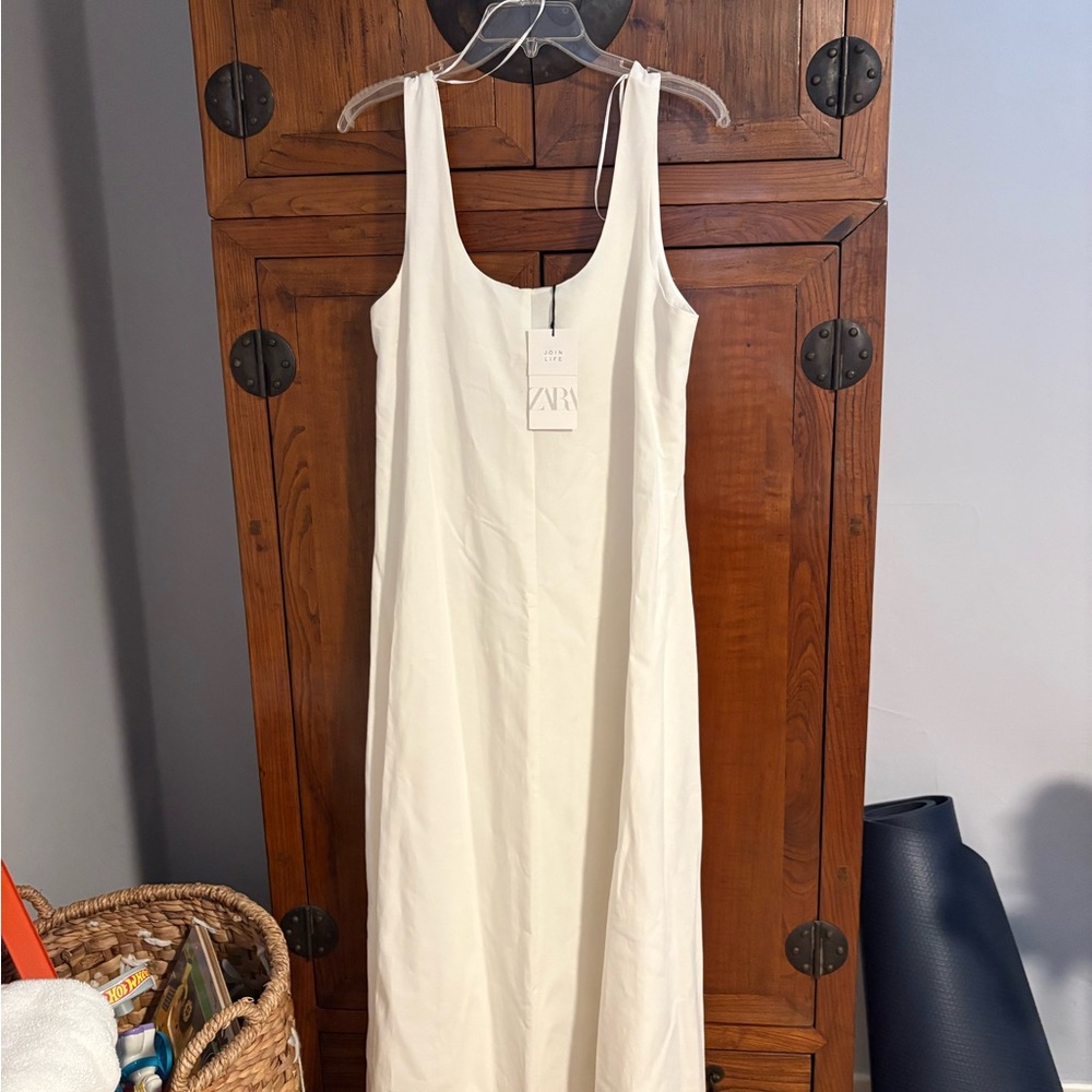 Zara Elegant White Maxi Dress